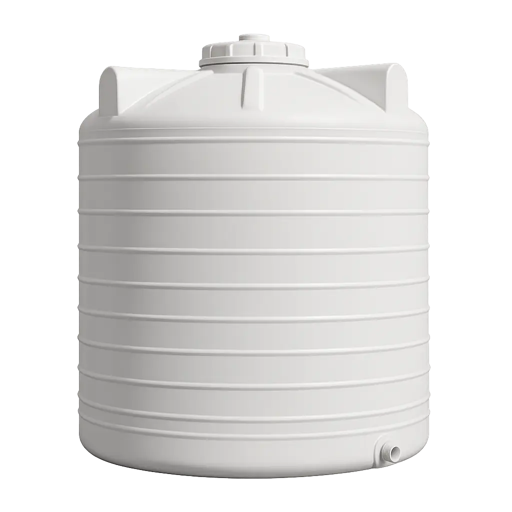 White 3000 gallon water tank